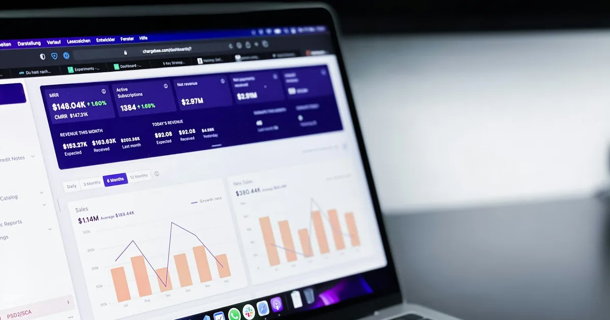 Laptop displaying performance analytics, illustrating query analysis rather than a Search Console screenshot.